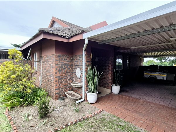 2 Bedroom House