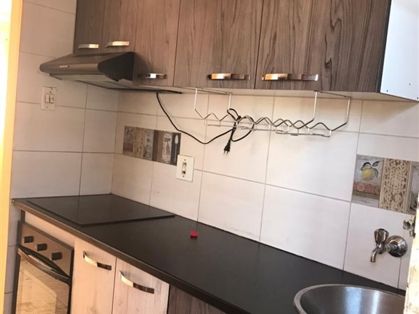 2 Bedroom House 2 Bedroom House
