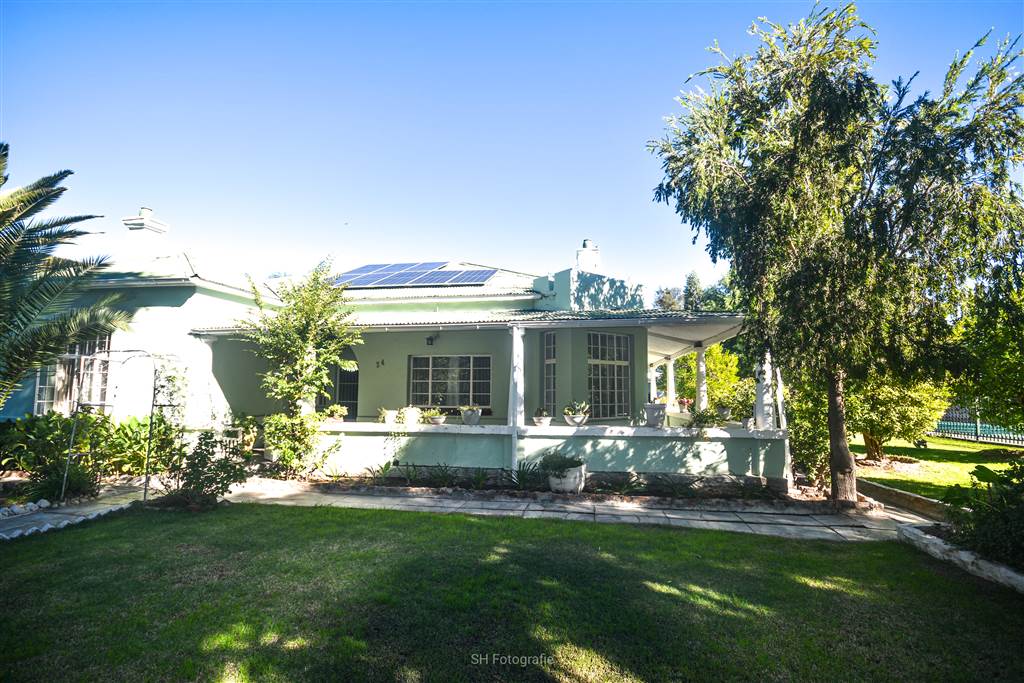 3 Bedroom House 3 Bedroom House