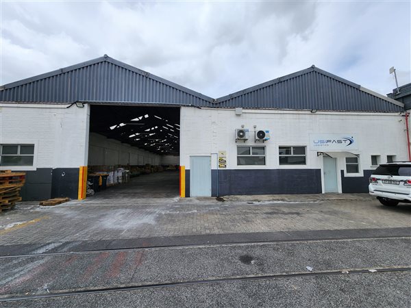 1 058  m² Industrial space