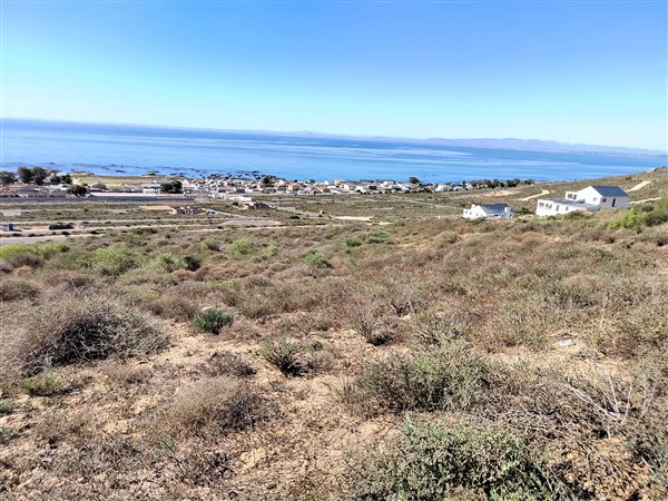 473 m² Land available in St Helena Bay