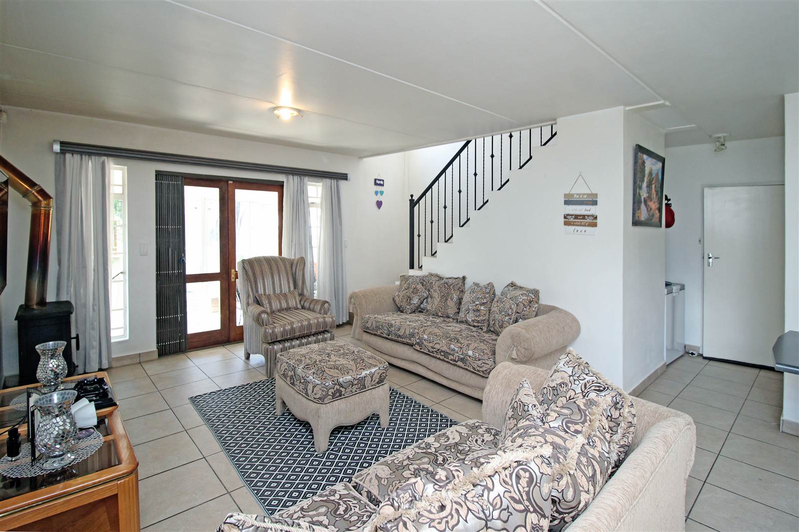 3 Bed House in Kyalami Hills photo number 6