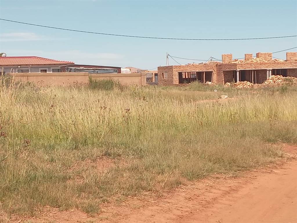 495 m² Land available in Mohlakeng photo number 3