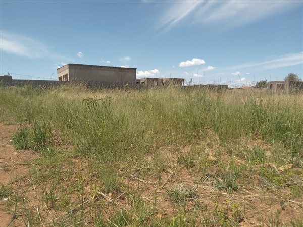 495 m² Land available in Mohlakeng
