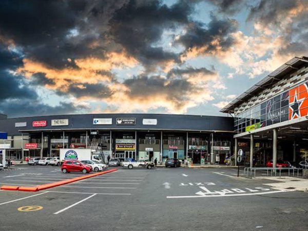 289 m² Retail Space 289 m² Retail Space