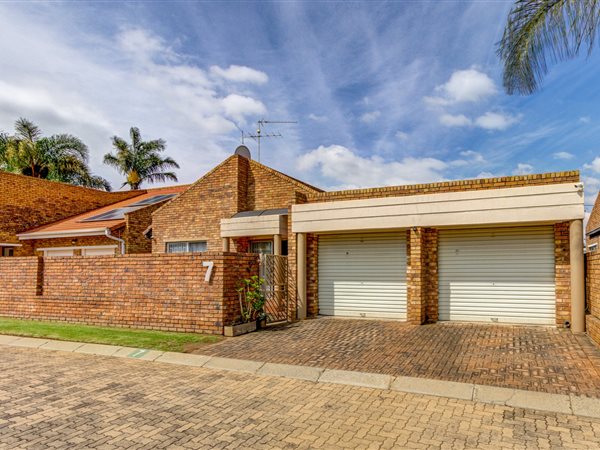3 Bedroom House 3 Bedroom House