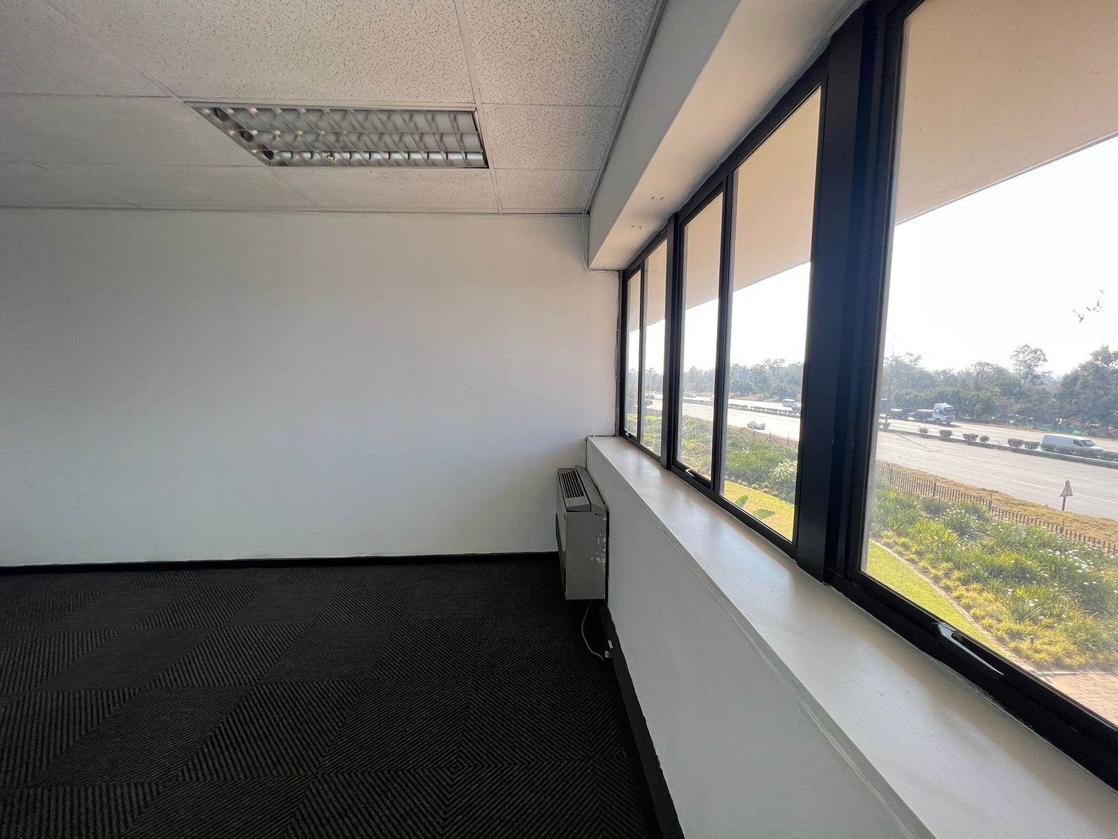 24  m² Commercial space in Rivonia photo number 20