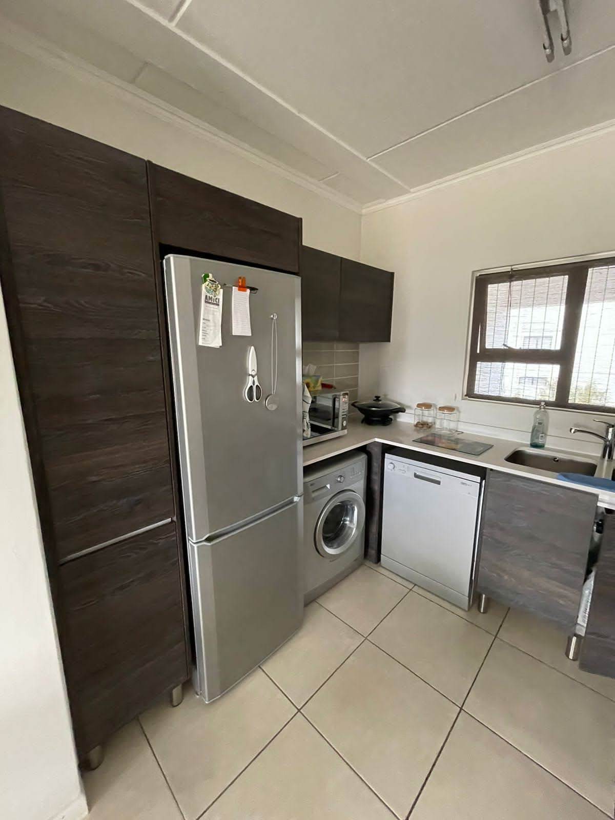 2 Bed Apartment in Modderfontein photo number 29