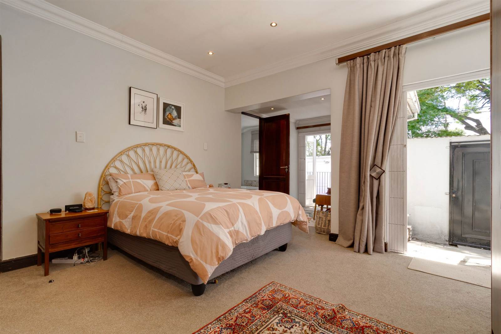 3 Bed House in Parkhurst photo number 13