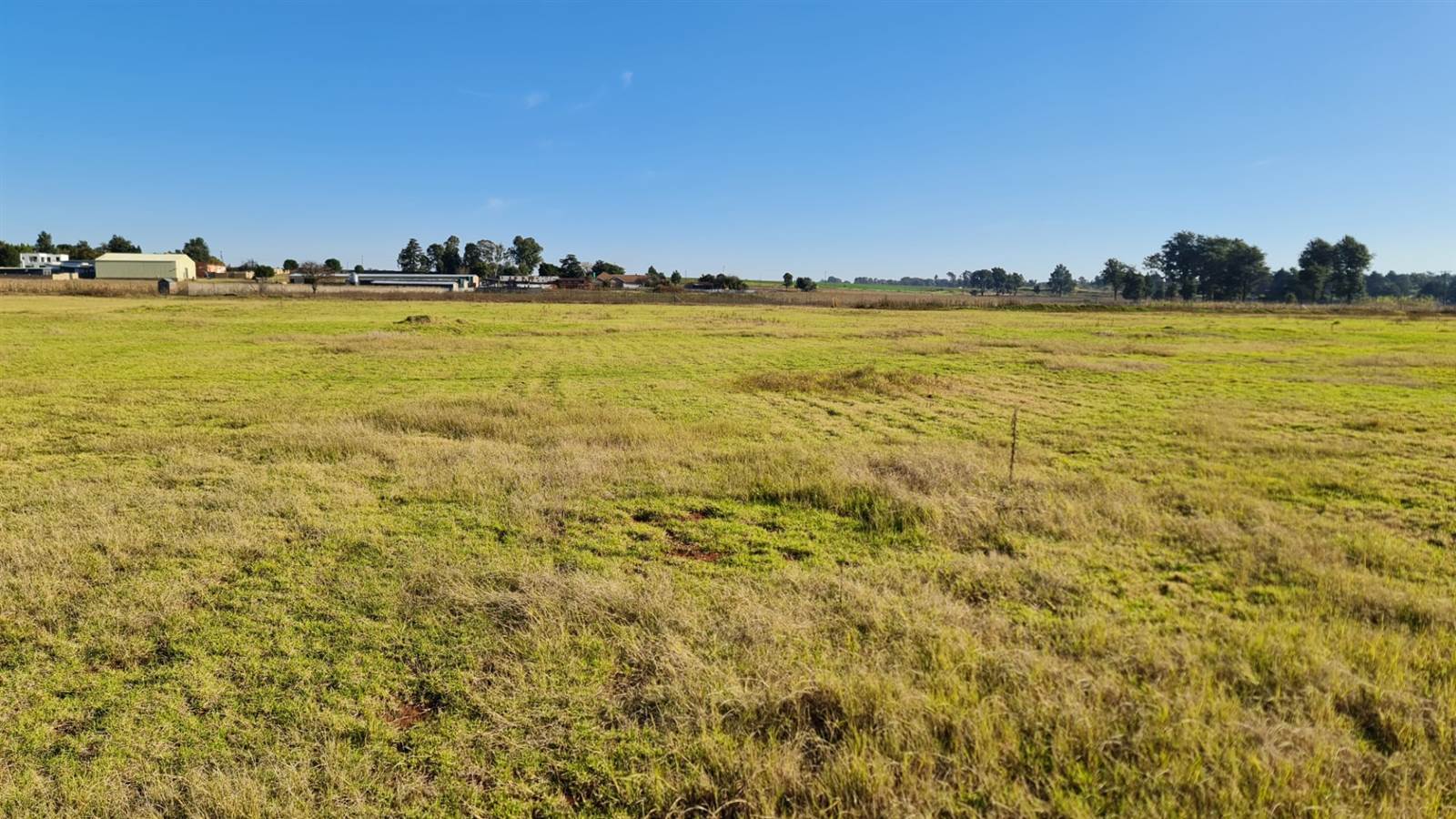 8.5 ha Land available in Tarlton photo number 4