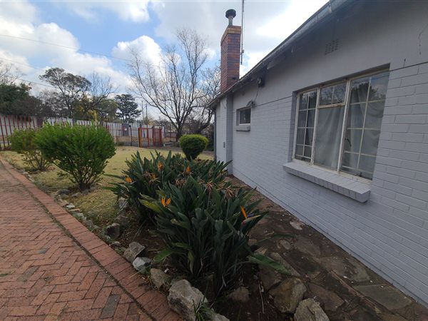 3 Bedroom House 3 Bedroom House