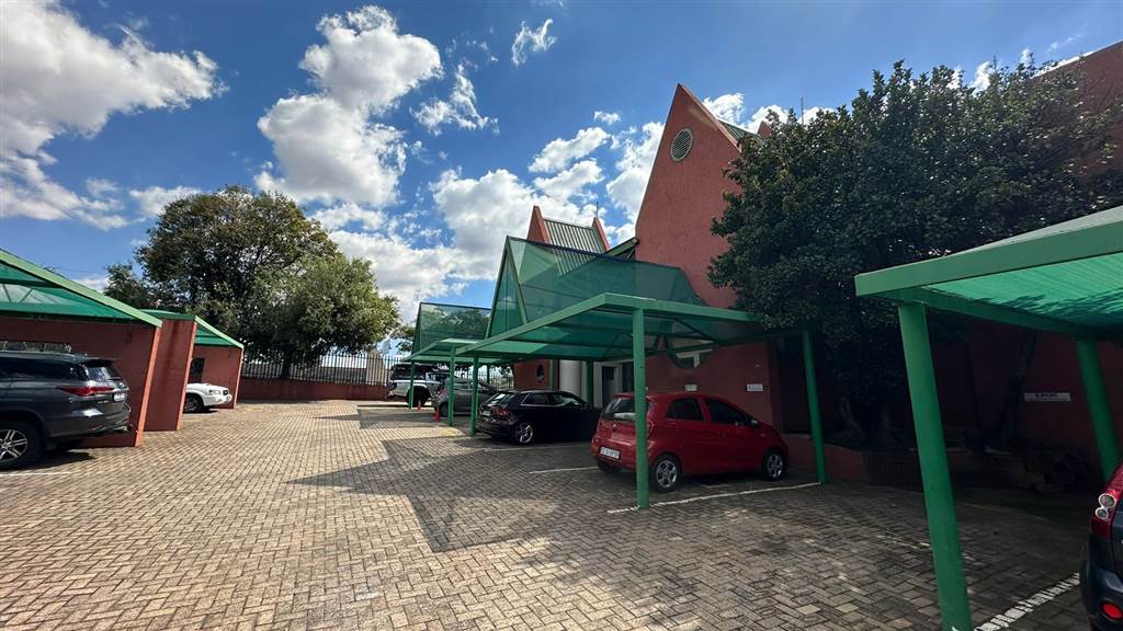 130  m² Commercial space in Highveld photo number 1