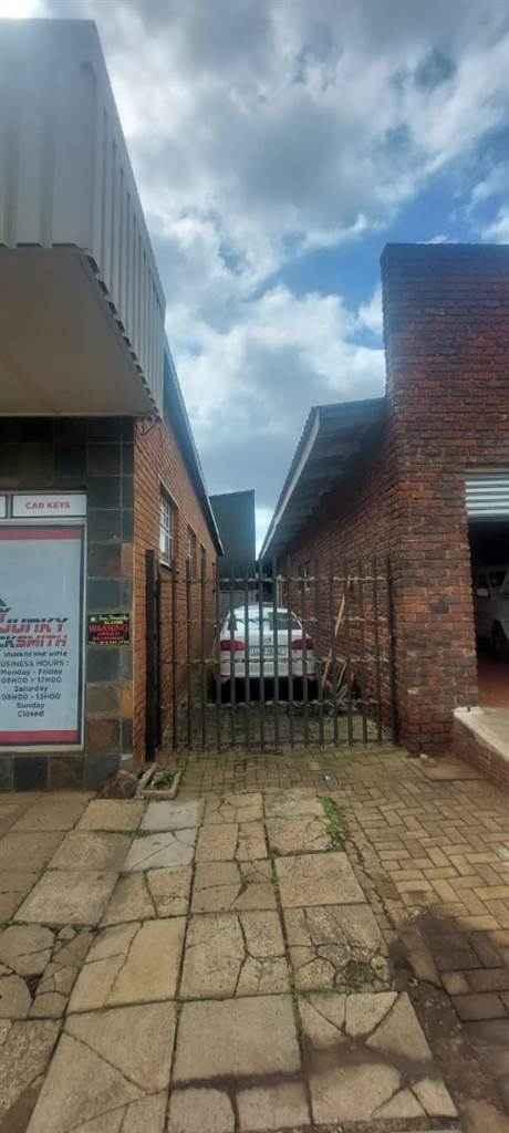 Commercial space in Lydenburg photo number 14