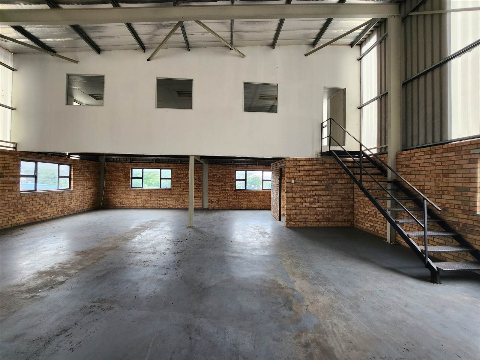 330  m² Industrial space in Queensmead Industrial photo number 6