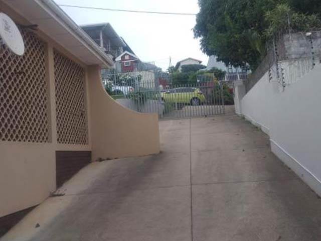 5 Bed House in Stanger Central photo number 12