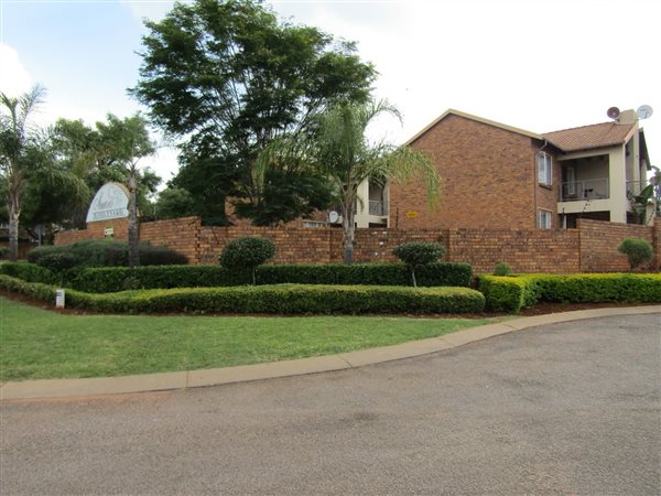 2 Bedroom Townhouse 2 Bedroom Townhouse