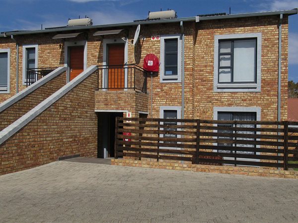 2 Bed Townhouse