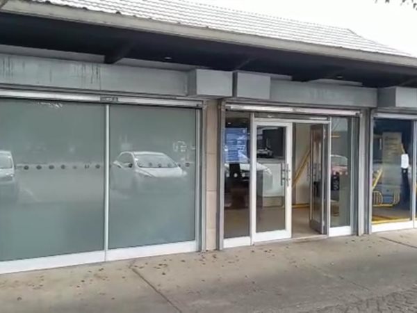 350  m² Commercial space in Richmond Hill
