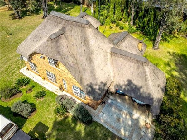 3 Bedroom House 3 Bedroom House