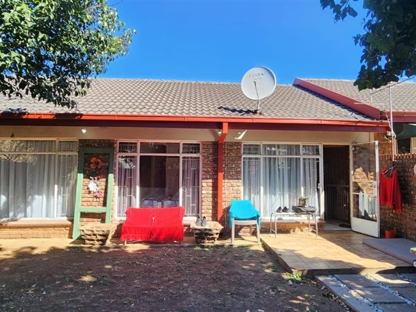 2 Bedroom Townhouse