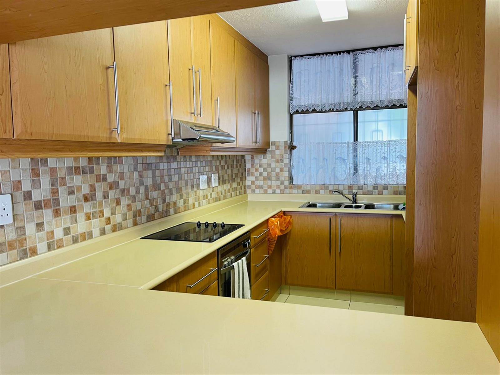 3 Bed Townhouse in Umhlanga Rocks photo number 13