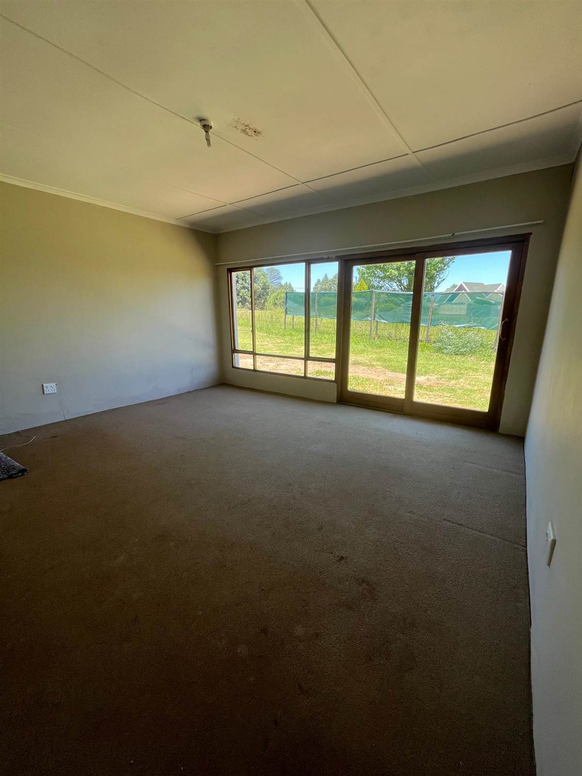 5 Bed House in Underberg photo number 14