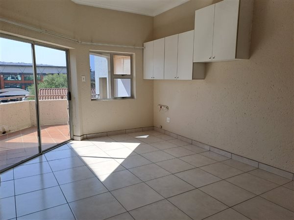 1 Bed Townhouse in Bedfordview