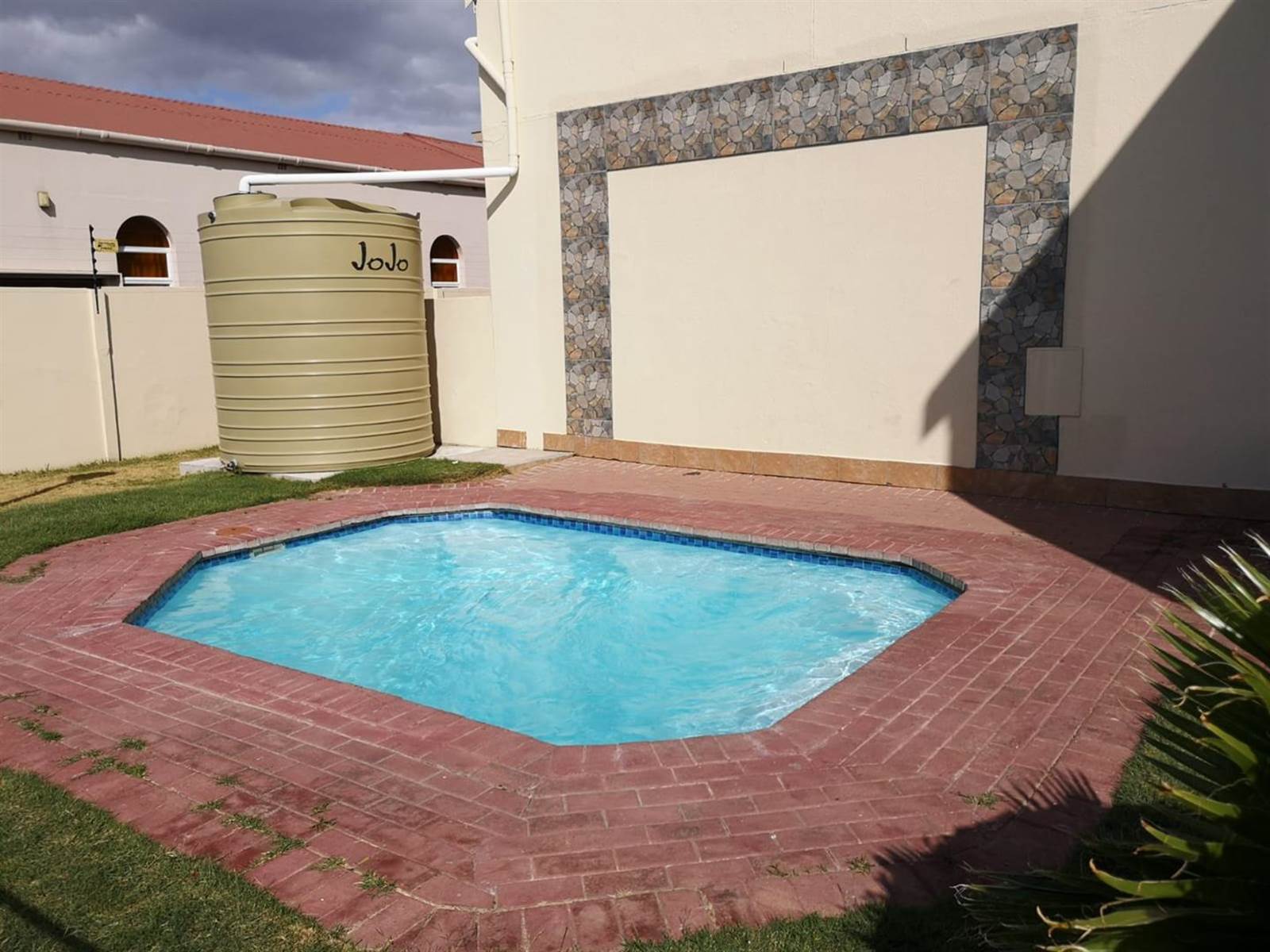 2 Bed Apartment in Gordons Bay Central photo number 20