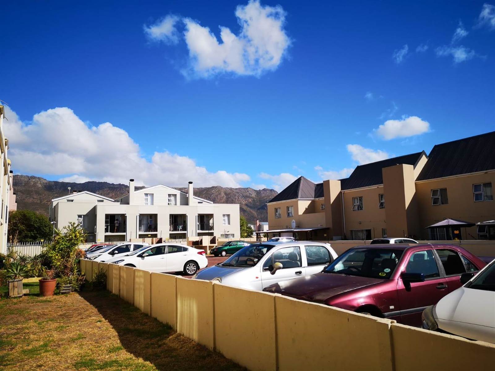 2 Bed Apartment in Gordons Bay Central photo number 17