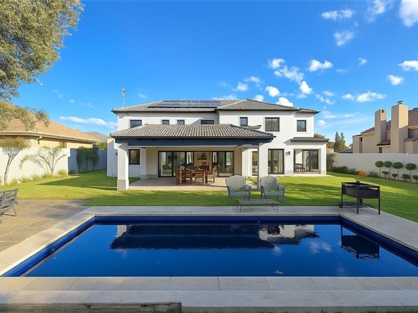 5 Bedroom House 5 Bedroom House