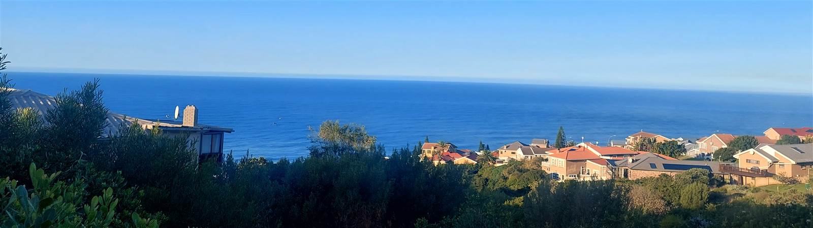 898 m² Land available in Dana Bay photo number 3