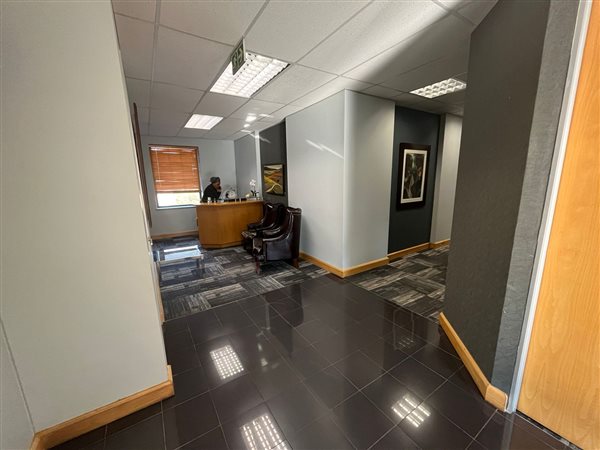 243  m² Commercial space in Bryanston
