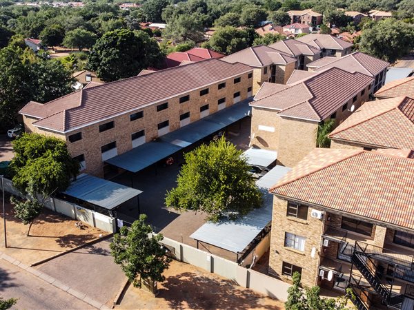 2 Bedroom Flat 2 Bedroom Flat