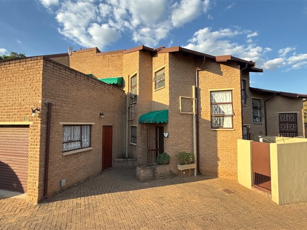 3 Bed Townhouse