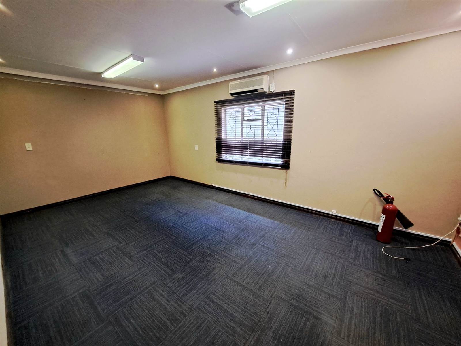 Commercial space in Rustenburg photo number 10