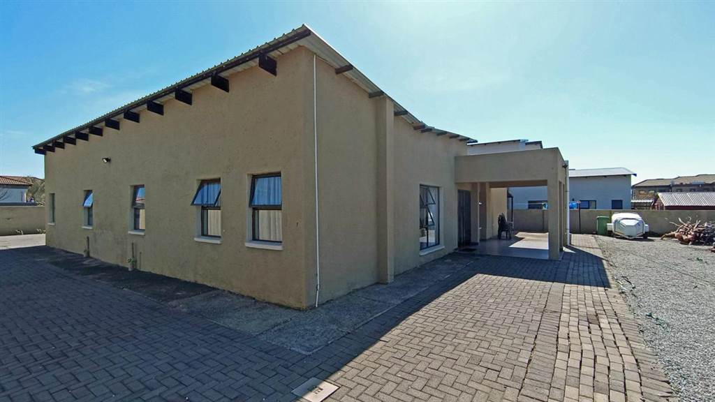 4 Bed House in Celtisdal photo number 18