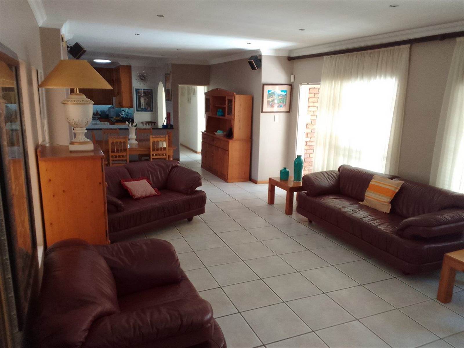 3 Bed House in Dorandia photo number 9