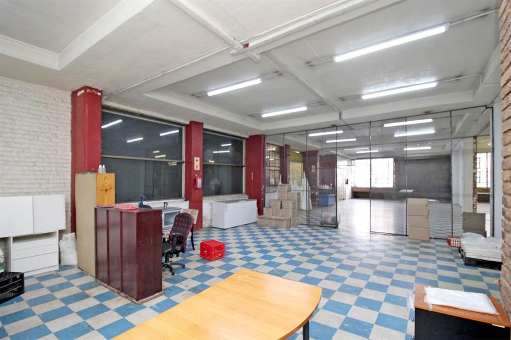 8800  m² Commercial space in Laudium photo number 19