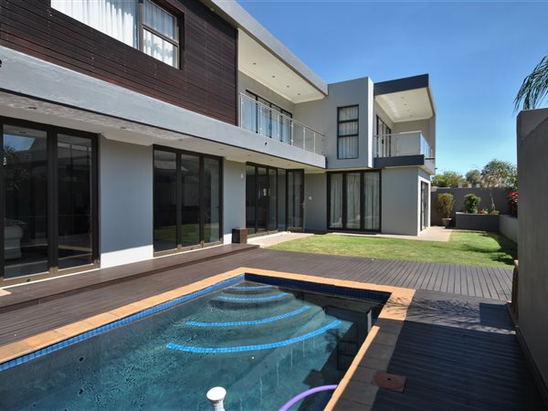 8 Bed House in Midstream Estate