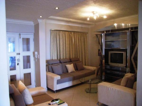 4 Bed Apartment in New Town Centre photo number 4