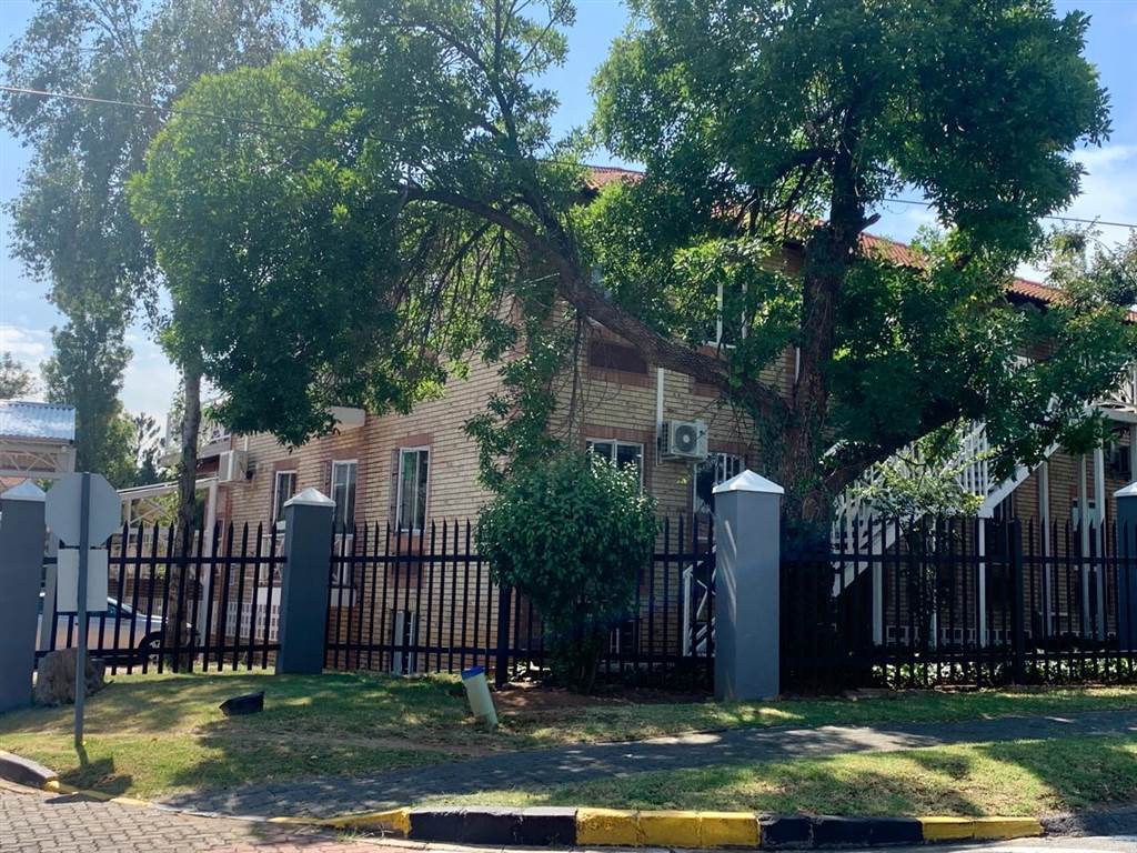 25  m² Office Space in Craighall Park photo number 4
