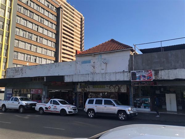 900  m² Retail Space in Bulwer