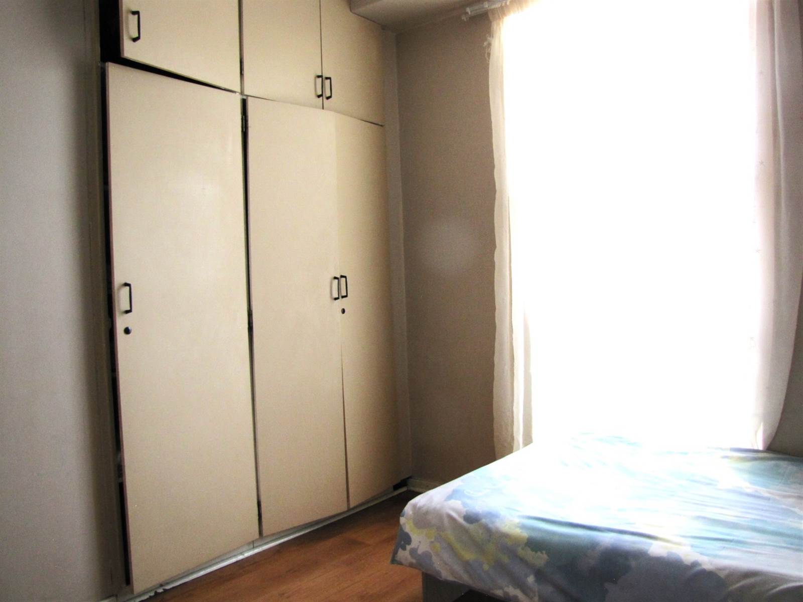 3 Bed Apartment in Vanderbijlpark SW1 photo number 14