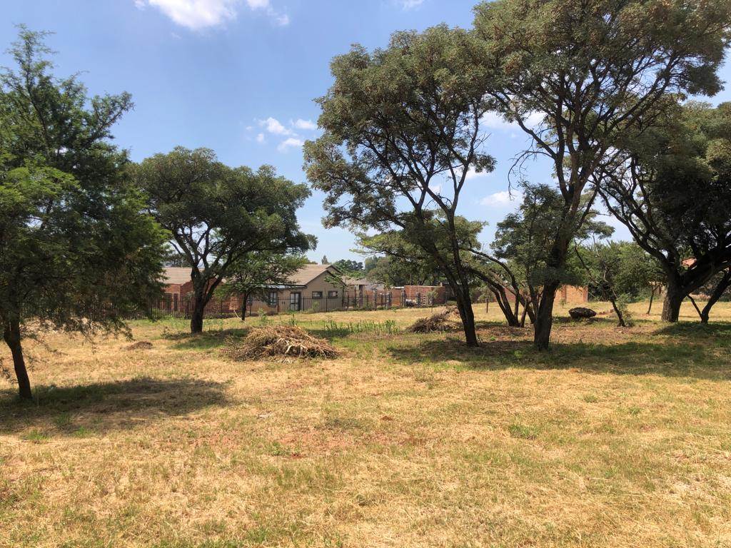 3600 m² Land available in Zwavelpoort photo number 10