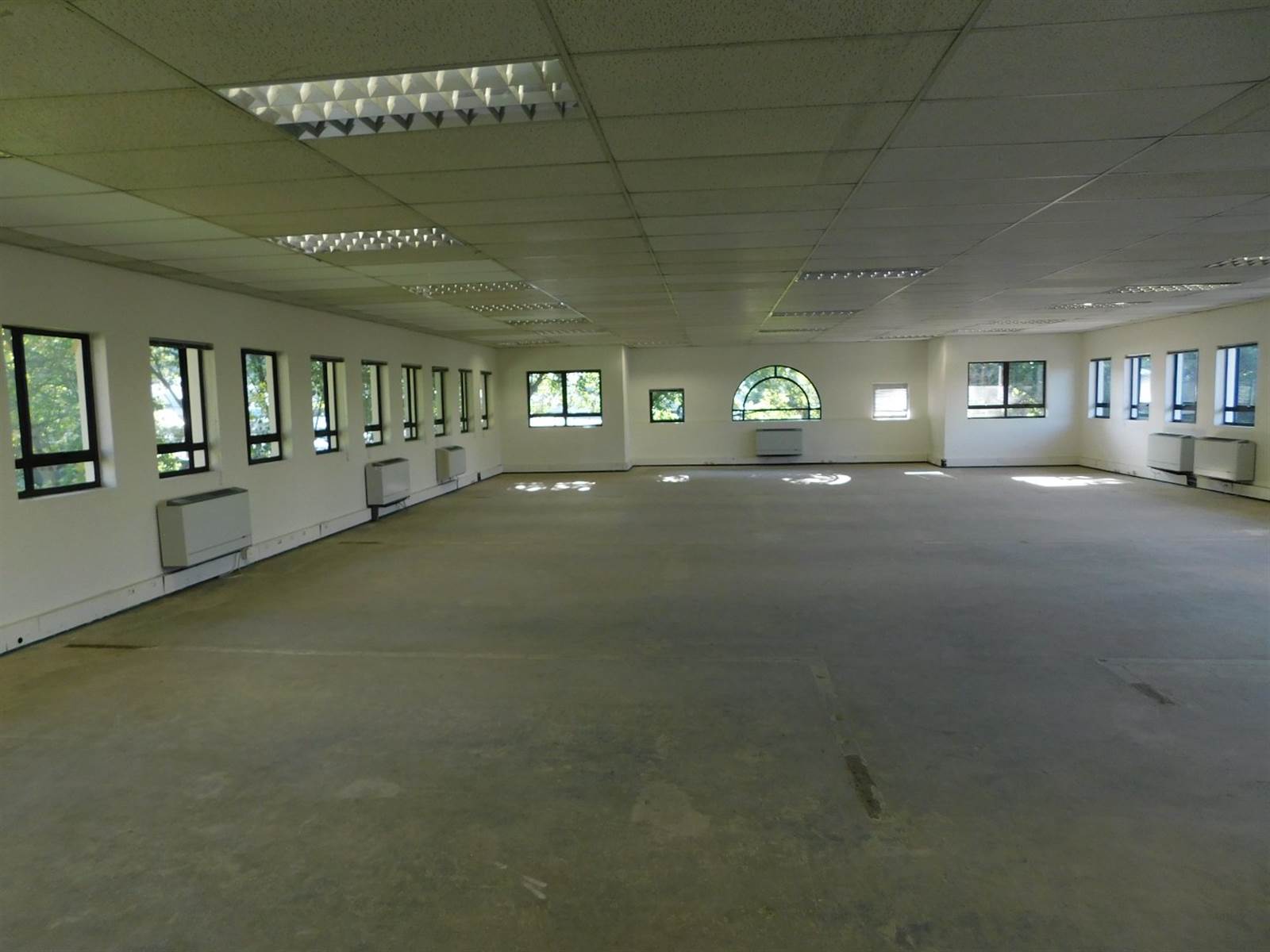 312  m² Office Space in Hyde Park photo number 17