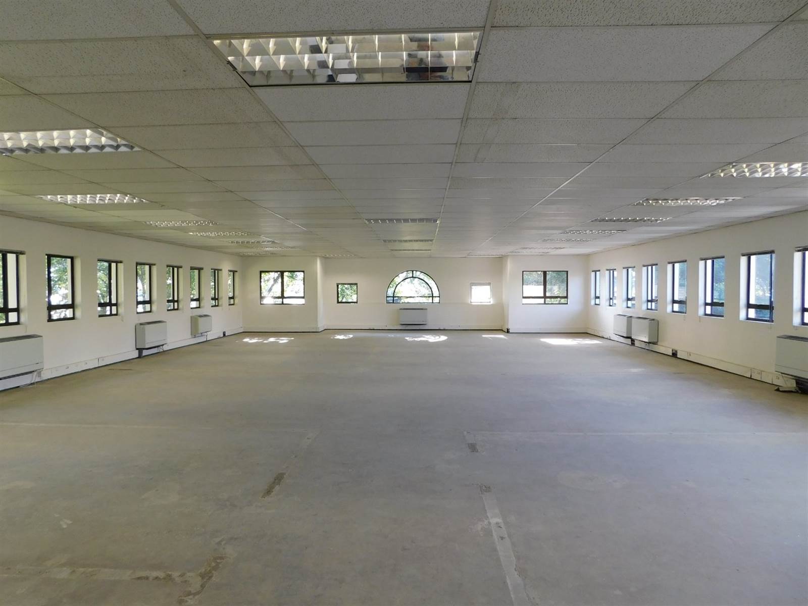 312  m² Office Space in Hyde Park photo number 6