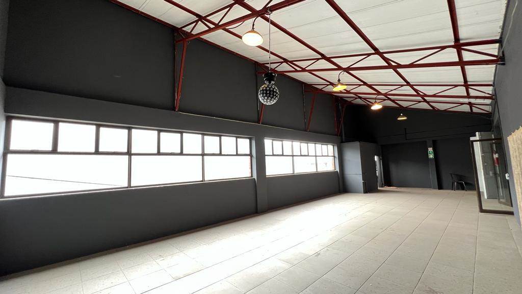 990  m² Industrial space in Springfield photo number 10