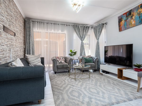 3 Bedroom House 3 Bedroom House