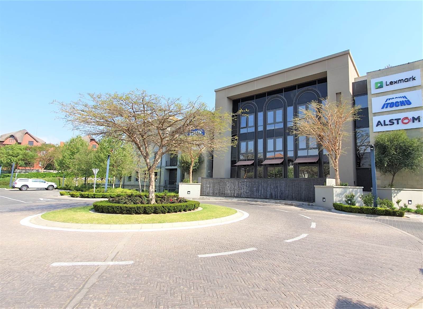 474  m² Office Space in Fourways photo number 5