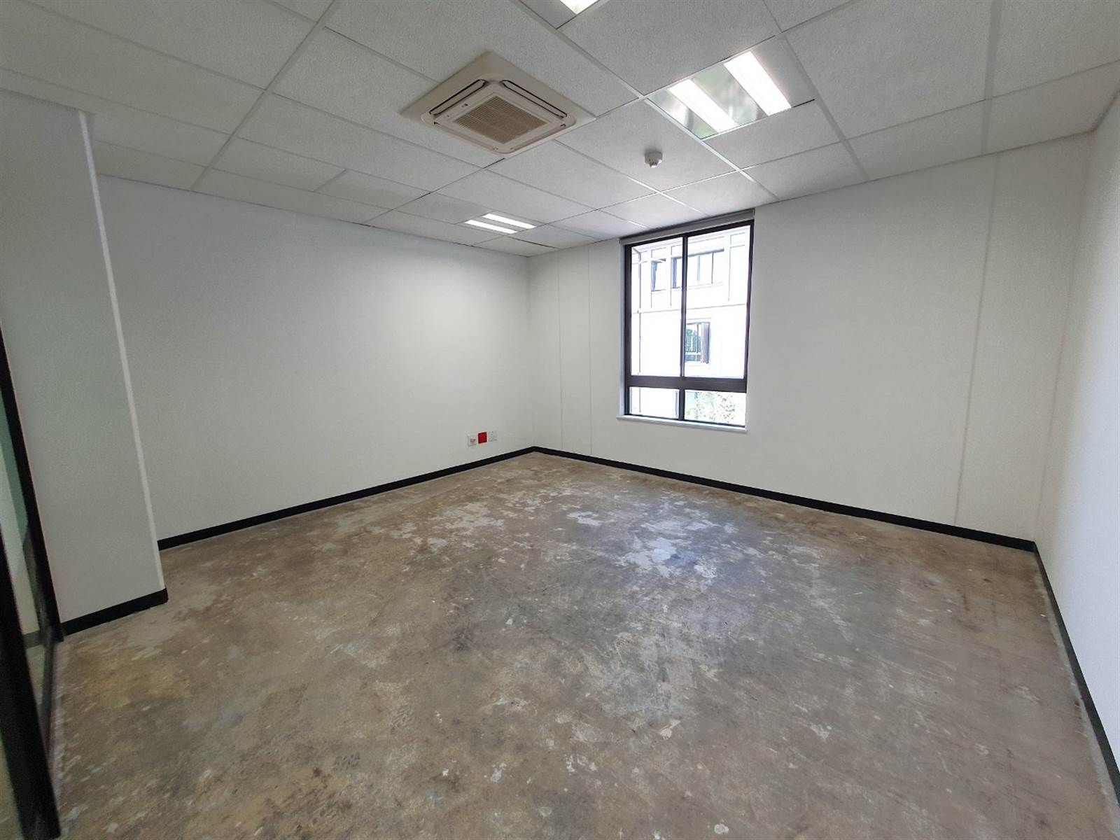 474  m² Office Space in Fourways photo number 10